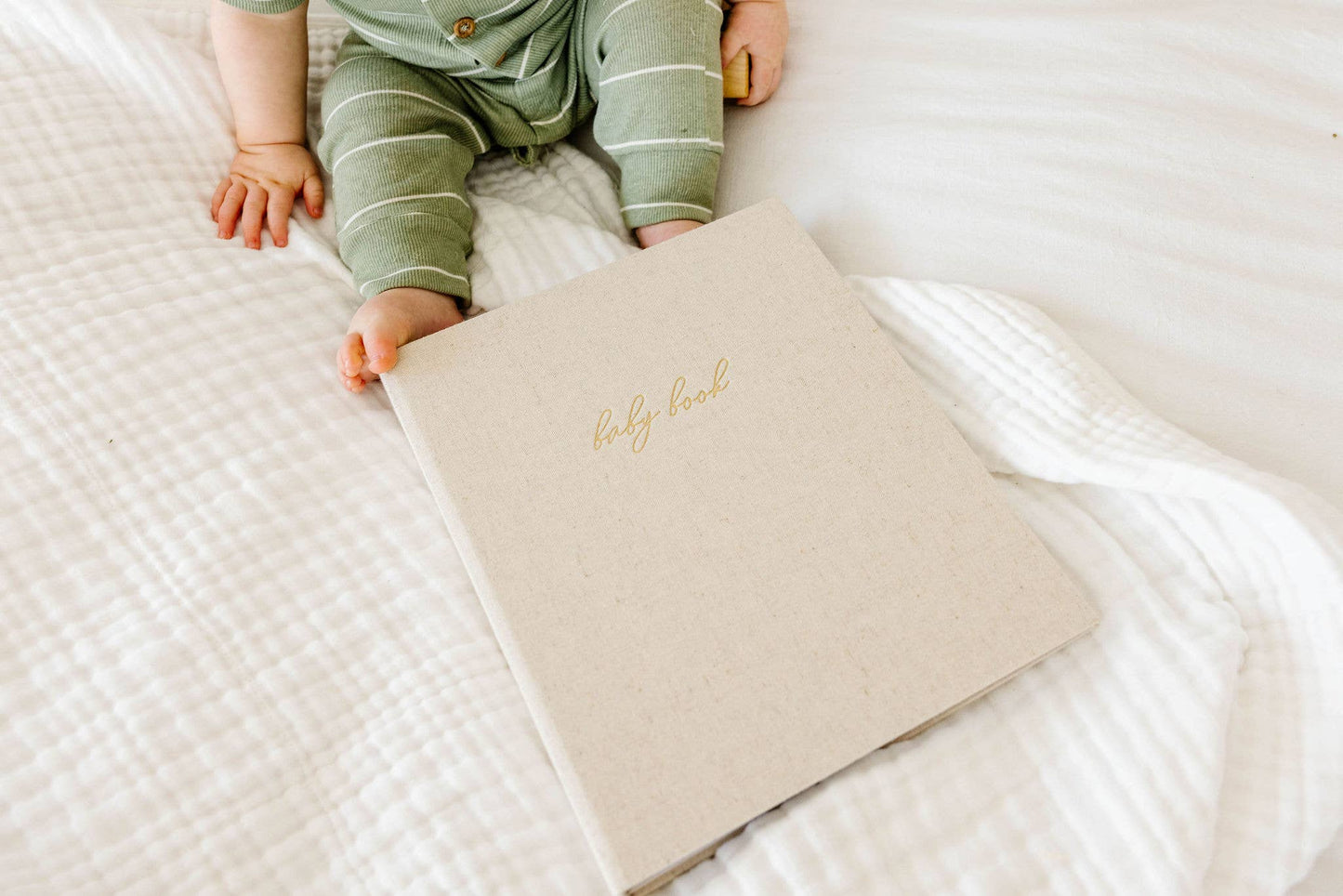 Baby Book - Memory book + keepsake box (Sand)