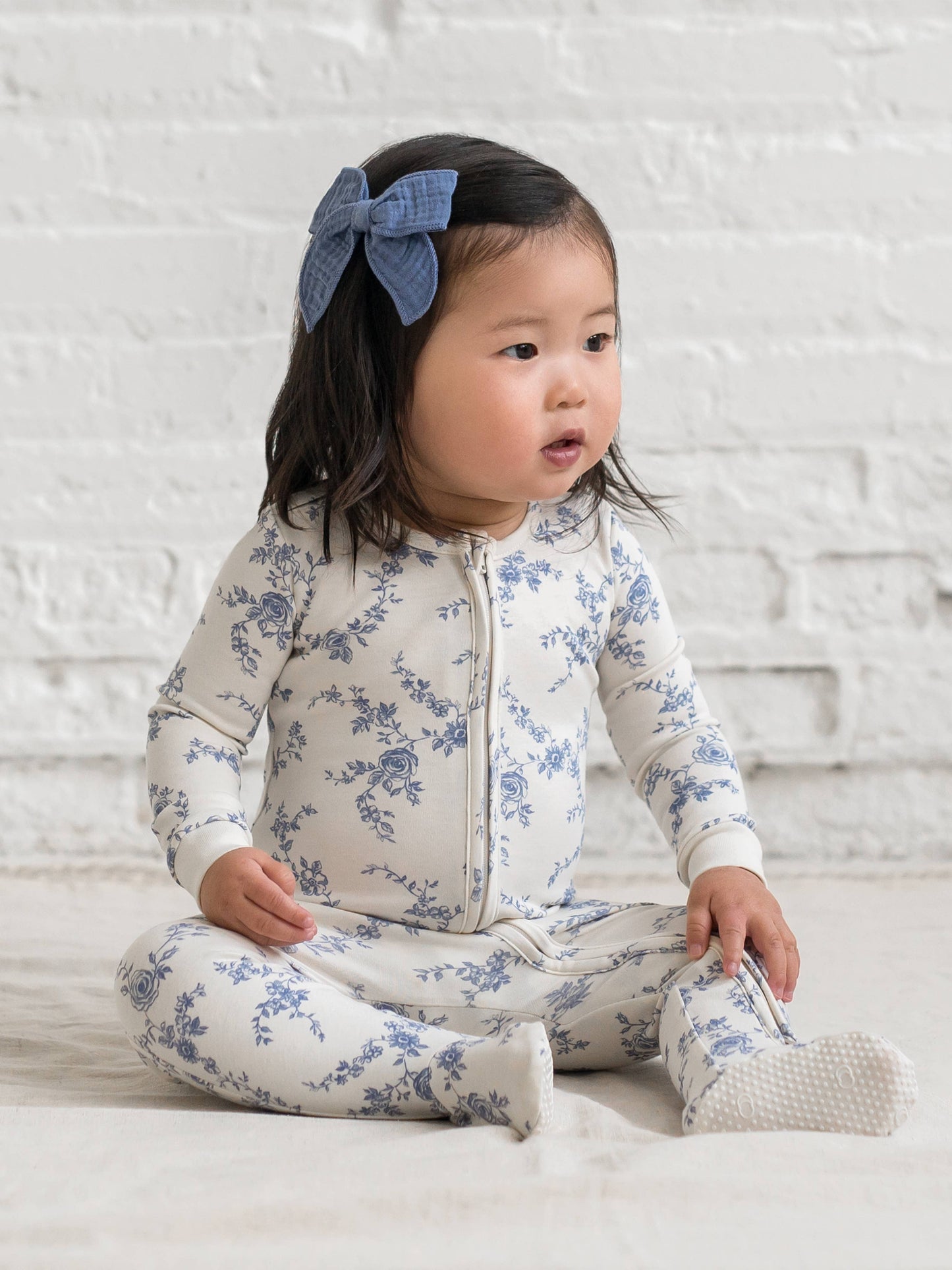 Organic Peyton Footed Sleeper - Serena Floral / Rain