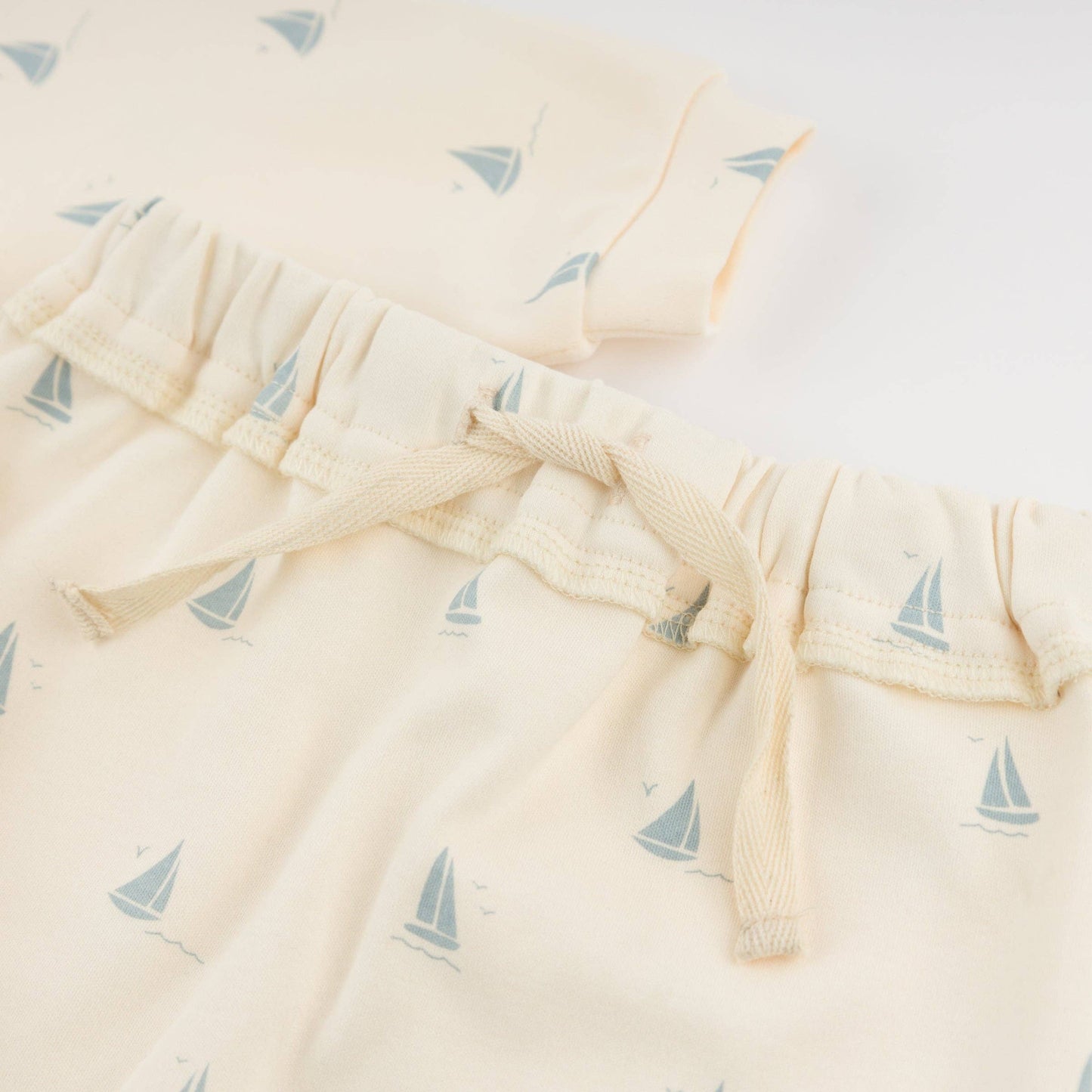 Mini Sailboats Brooklyn Boxy Jogger Set IJ
