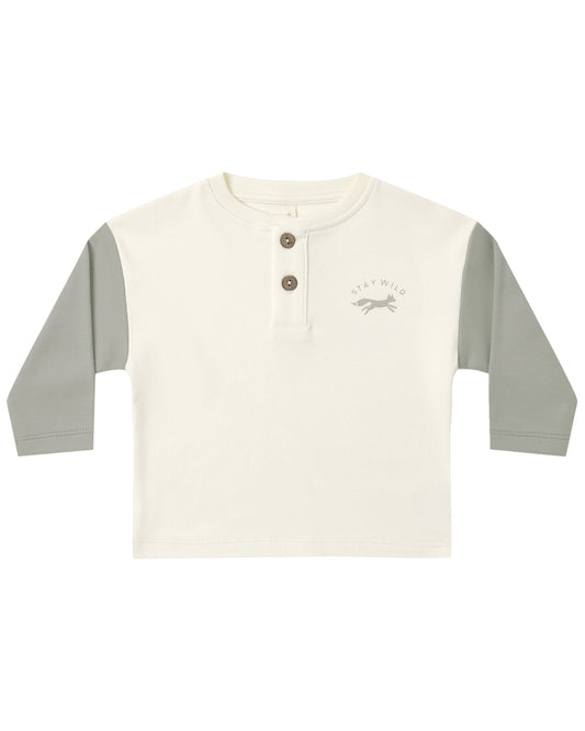 LONG SLEEVE HENLEY TEE LAUREL